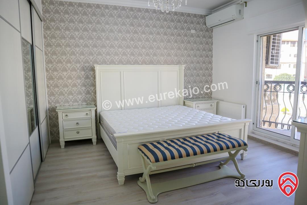 شقة مفروشة طابق ثاني مساحة 262م للإيجار في عمان - دير غبار