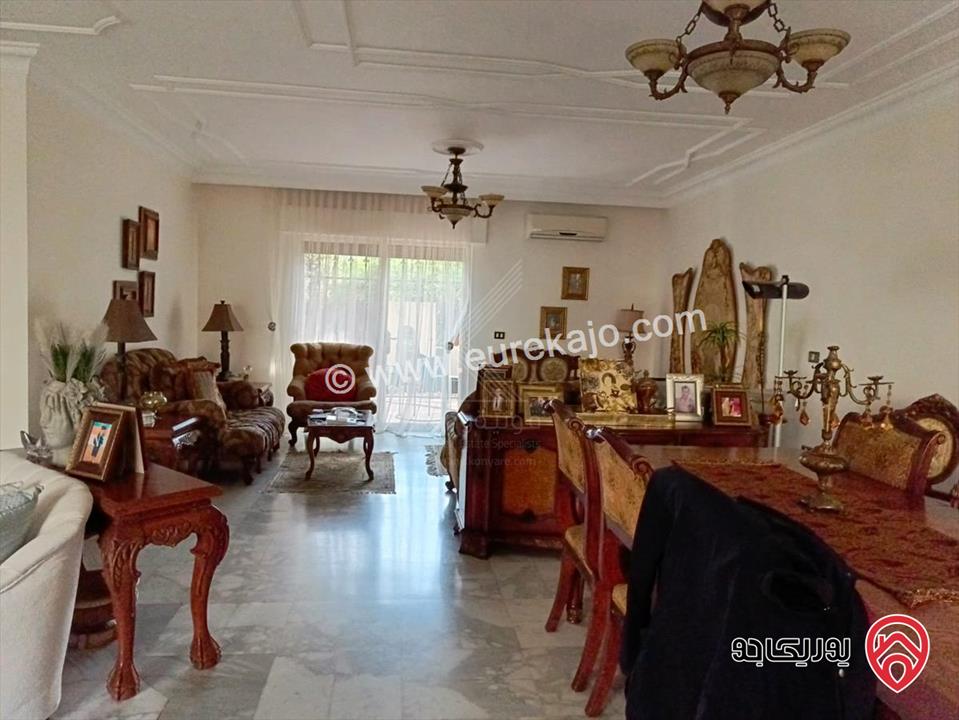 فيلا متلاصقة مميزة مساحة 400م على ارض 500م للبيع في عمان - الدوار السابع