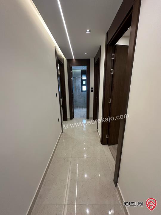 شقة ديلوكس طابقية تسوية ثانية مساحة 223م للبيع في عمان - الياسمين