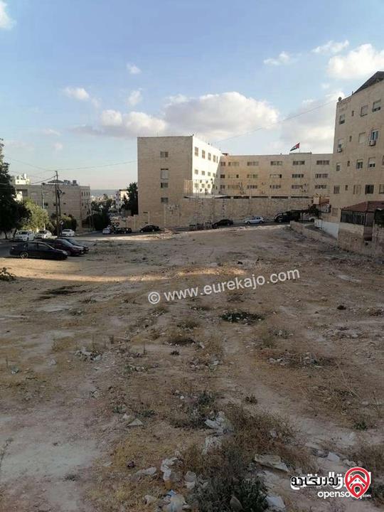 قطعة ارض مساحة 1 دونم على شارعين للبيع في عمان - المدينة الرياضية بجانب حراج الأردن 