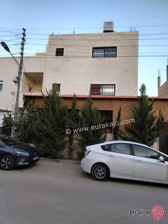 منزل مكون من 4 طوابق على أرض 200م للبيع في عمان - عين الباشا اسكان التطوير الحضري