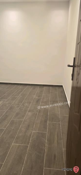 شقة ارضية طابقية مساحة 225م وحديقة واسعة 250م للبيع في عمان - الدوار السابع