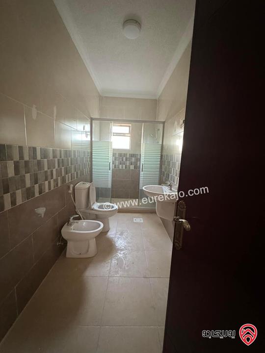 شقة فاخرة مساحة 185م طابق ثالث للإيجار في عمان - شفا بدران 