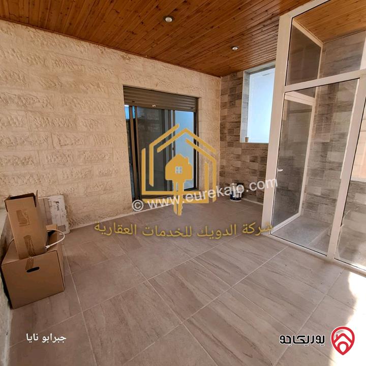 شقة فارغة طابق ارضي مع ترس مساحة 130م للإيجار في عمان - تلاع العلي 