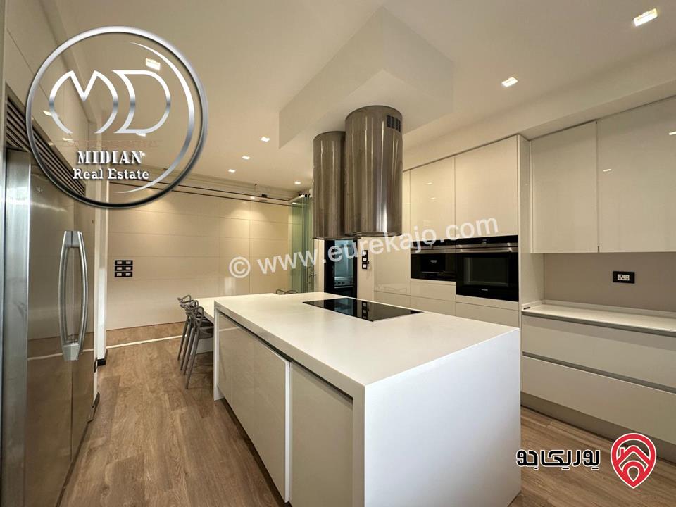 شقة مفروشة للايجار في عمان - ام السماق مساحة 300م طابق أول تشطيبات و ديكورات فندقية فرش فاخر اطلالة جميلة بسعر مميز