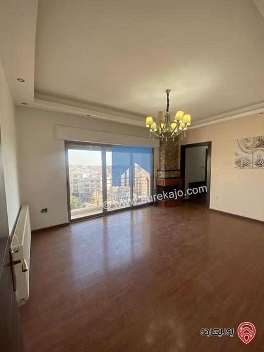 شقة فاخرة طابق ثالث 180م تشطيب سوبر ديلوكس للبيع في عمان - خلدا - العوجانية