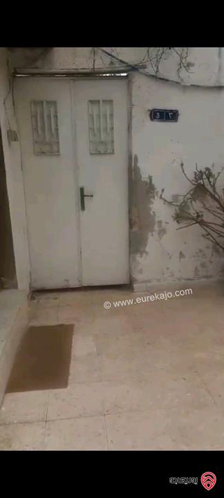 عمارة على ارض 245م للبيع في عمان - منطقة ماركا الشمالية 