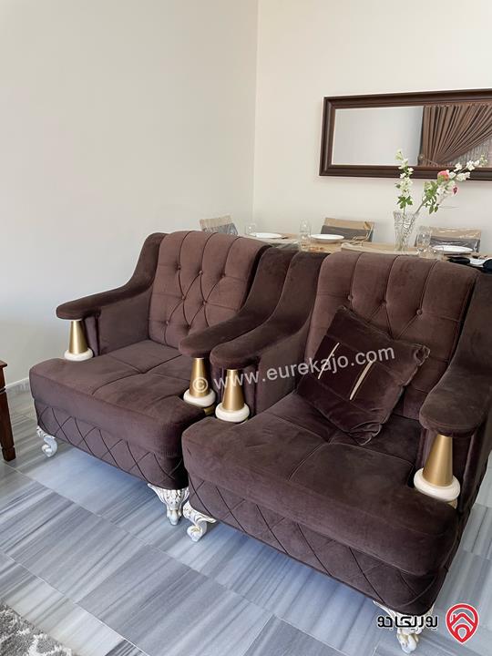 شقة طابق ثالث مساحة 120م للايجار مفروشة في عمان - الجاردنز حي البركة