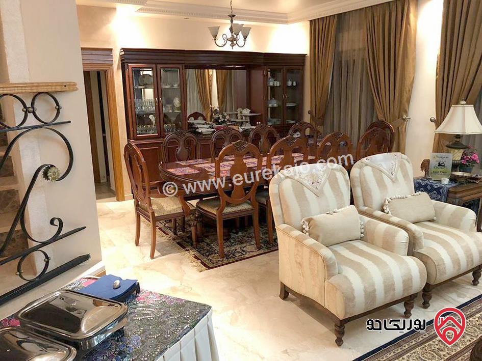 فيلا مستقلة مفروشة مساحة البناء 650م للإيجار في عمان -الكرسي