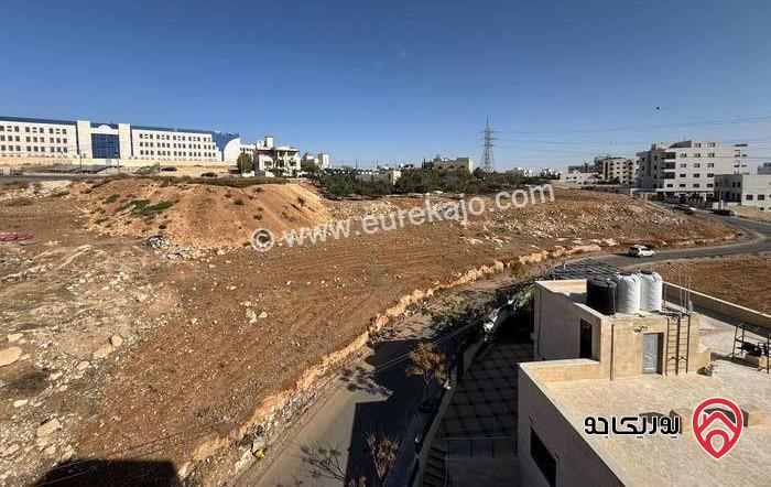 شقة فاخرة طابق ثالث دوبلكس مساحة 210م للبيع في عمان - البنيات