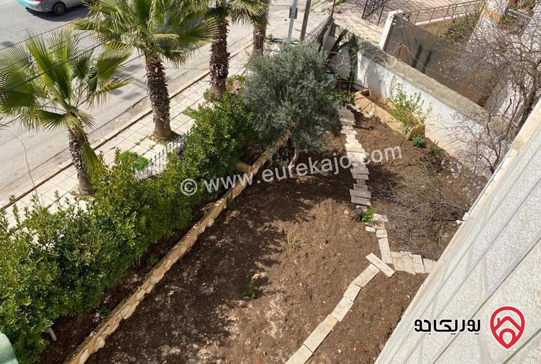 فيلا مساحة 500م على أرض 600م للبيع في اربد - الحي الشرقي 