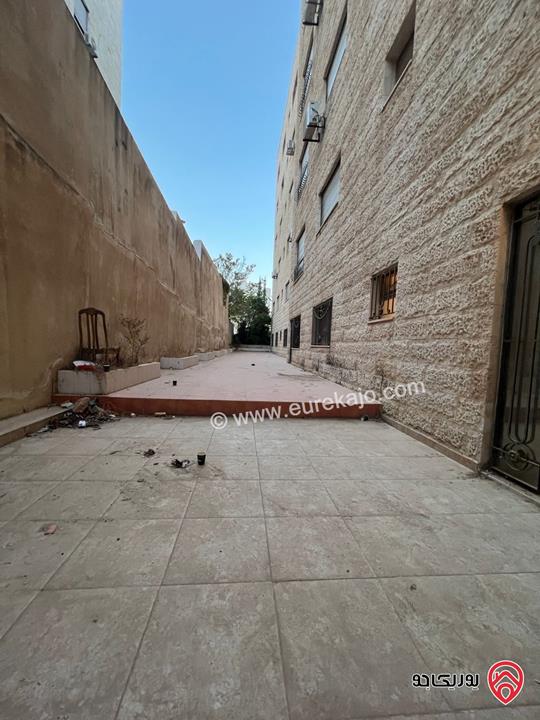 شقة شبه ارضية مساحة 255م للايجار في عمان - خلدا