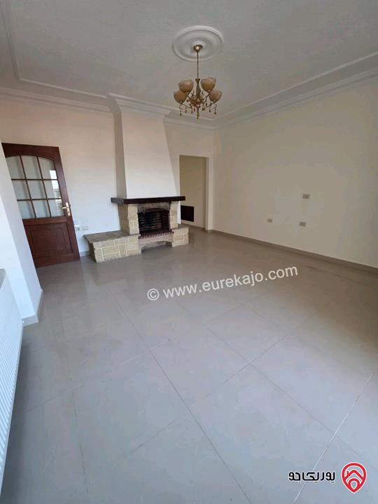 شقة طابق ثالث مساحة 190م للإيجار فارغة في عمان - خلدا 