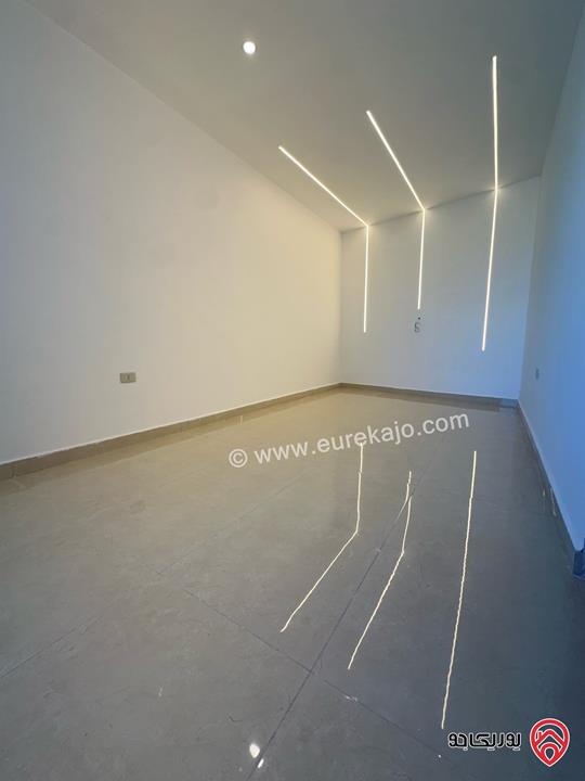 شقة شبه أرضية مساحة 200م للبيع في عمان - مرج الحمام