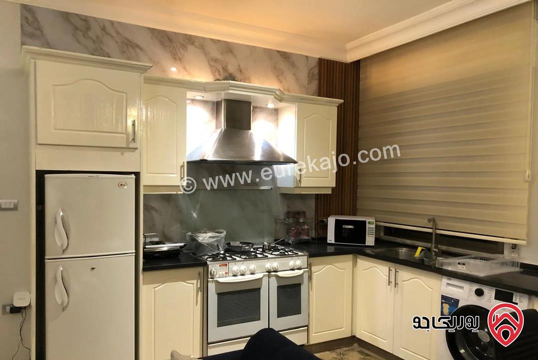 شقة فاخرة مفروشة طابق أول مساحة 105م للايجار في عمان - عبدون