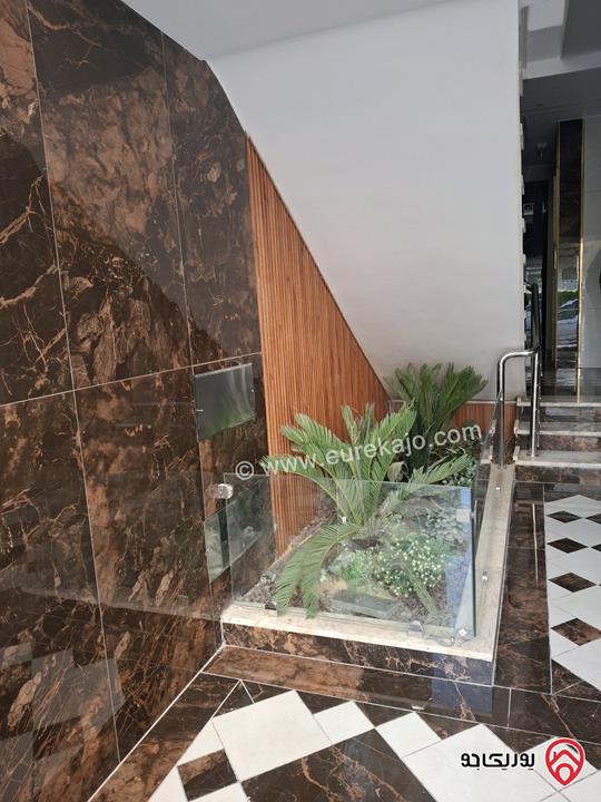 شقة طابق رابع دوبلكس مساحة 210م للبيع في عمان - الجبيهة 