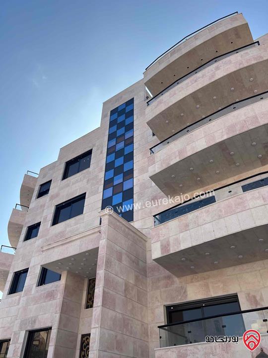 شقة شبه أرضية مساحة 100م للبيع في عمان - طبربور 