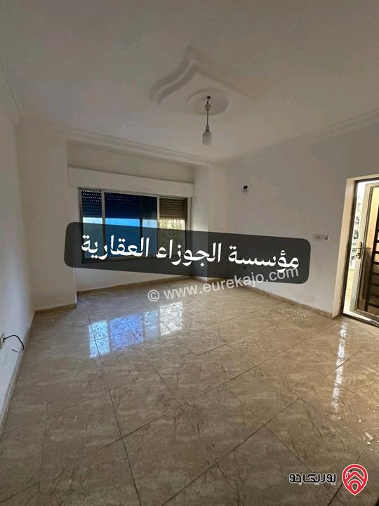 3 شقق فارغات مساحة كل شقة 125م طابق أول / ثاني للايجار في نفس العمارة في عمان - ضاحية الحاج حسن منطقة شارع الاذاعة