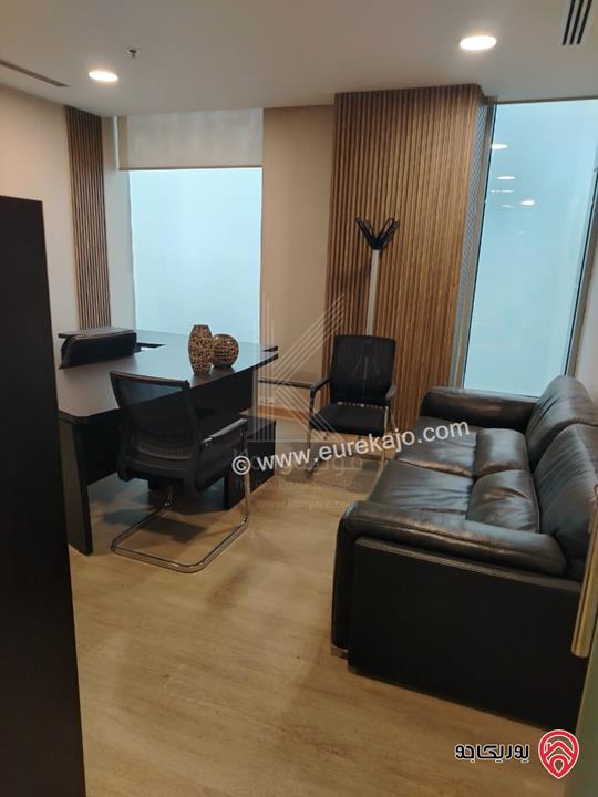 مكتب تجاري مفروش مساحة 400م طابق رابع للايجار في عمان - الدوار الخامس