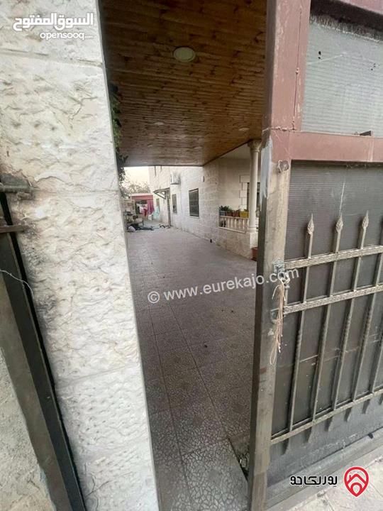 منزل مستقل مساحة الارض 1000 متر مربع ( دونم)، مساحة البناء 260 متر مربع للبيع في عمان - منطقة خريبة السوق، السوق المركزي 