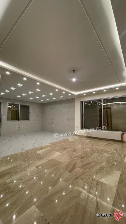 شقق فاخرة طابق اول مساحة 215م للبيع في عمان - ضاحية النخيل