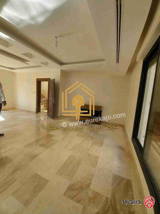 شقة جديدة لم تسكن طابق اول مساحة 180م للإيجار في عمان - خلدا 