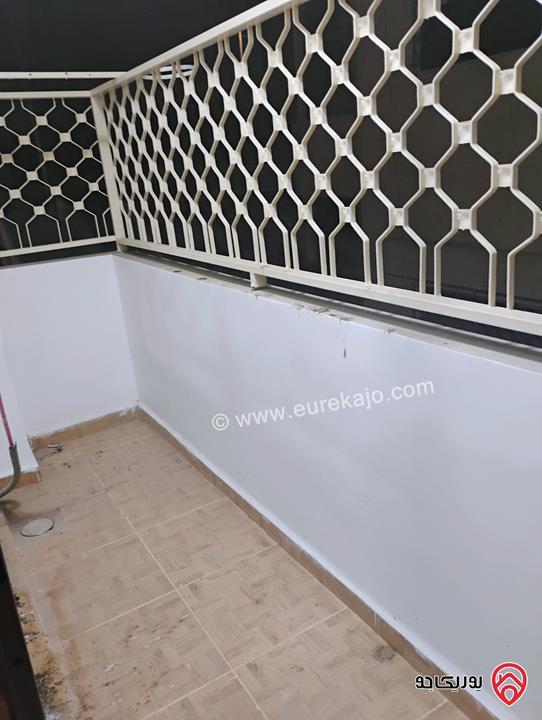 شقة سوبر ديلكس طابق ارضي 131م + ترس قرميد للبيع في الزرقاء الجديدة - جبل المغير