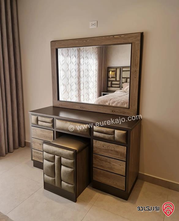 شقة فاخرة مفروشة أرضية مساحة 180م للايجار في عمان - عبدون 