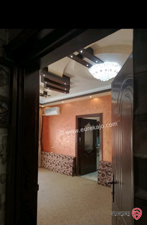 شقة طابق أول مساحة 115م مدخلين للشقة للبيع في عمان - الجبيهة ام زويتينه 