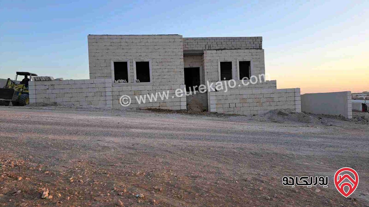 منزل عظم مستقل مساحة 270م على أرض 520م للبيع في عمان - سحاب 