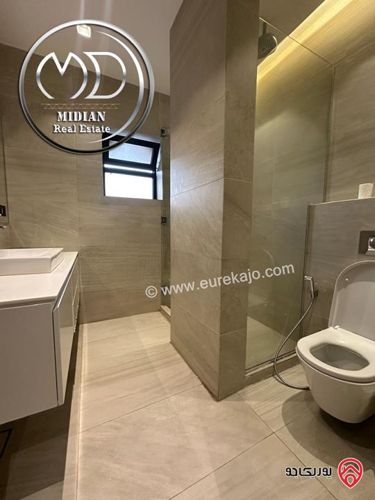 شقة مفروشة للايجار في عمان - ام السماق مساحة 300م طابق أول تشطيبات و ديكورات فندقية فرش فاخر اطلالة جميلة بسعر مميز