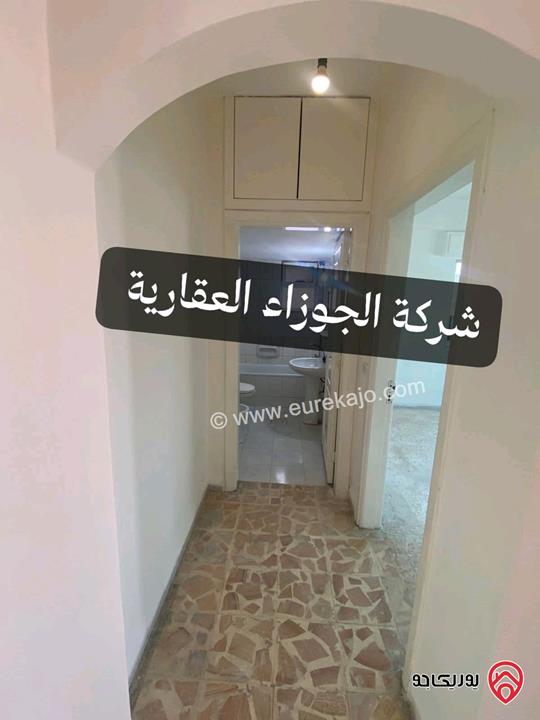 شقة فارغة مساحة 170م طابق ثالث للايجار في عمان - الياسمين