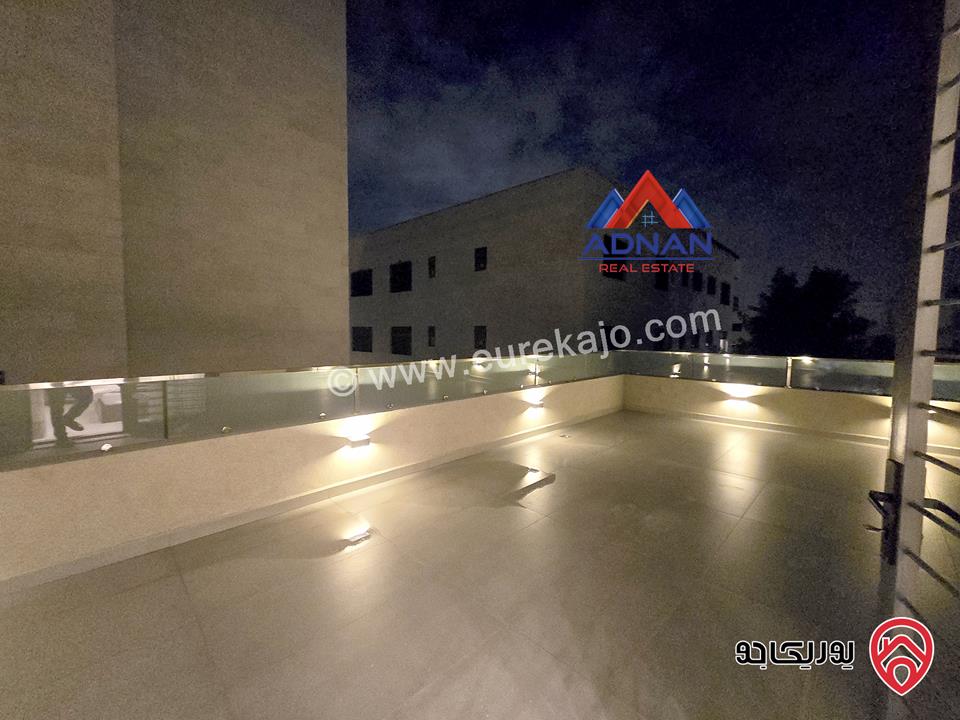 شقة ارضية جديدة مساحة 175م داخلي و 150م خارجي للايجار مفروشة في عمان - دير غبار