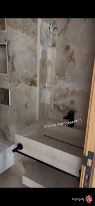 شقة ديلوكس مساحة 175م للبيع في عمان - دير غبار 