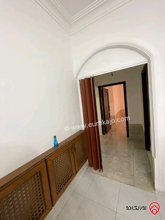 شقة شبه ارضية مساحة 150م للبيع في عمان - ضاحية الرشيد 