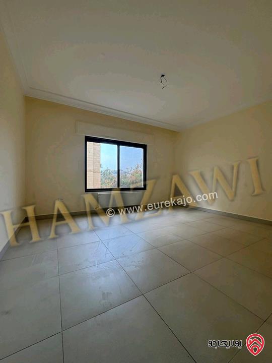 شقة ديلوكس فاخرة مساحة 210م طابق أول للايجار في عمان - طريق المطار 