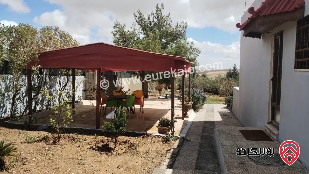 منزل مستقل مساحة 150م على أرض 1020م للايجار مفروش في الشوبك 