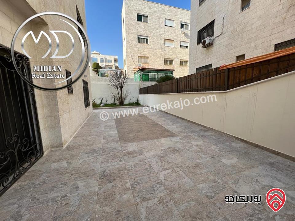 شقة ارضية جديدة مساحة 205 م مع ترس 25م سوبر ديلوكس للايجار في عمان - دير غبار