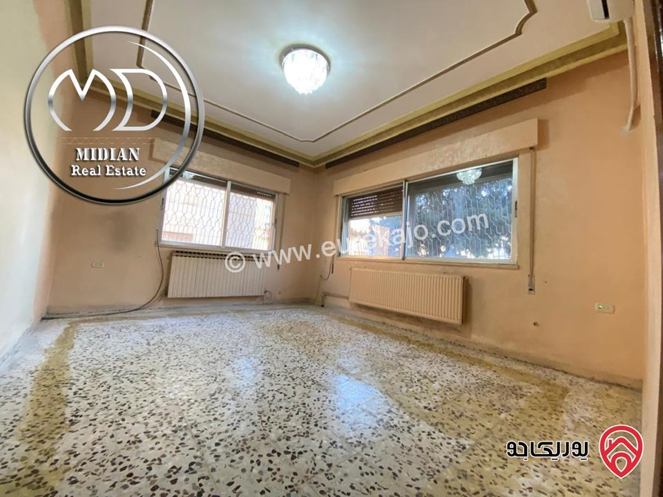 شقة ارضية للبيع في عمان - خلدا مساحة 110م تصلح للاستثمار بموقع و سعر مميز جداً