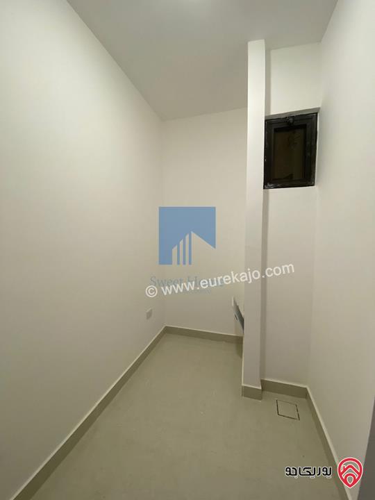 شقة أرضية فاخرة للبيع في عمان - الجندويل قرب المتصرفية 170م مع ترس 50م لم تسكن بسعر مغري