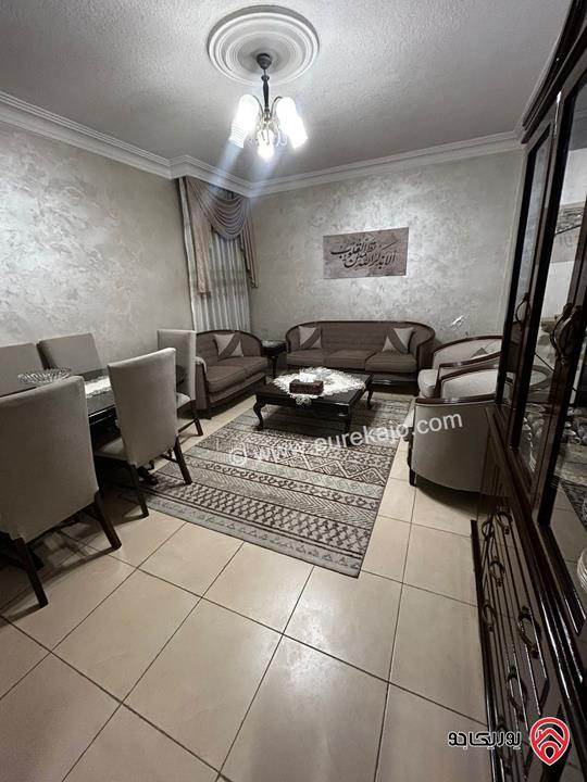 شقة شبه ارضية مساحة 149م مع ترس 15م للبيع في عمان - ضاحية الاقصى 