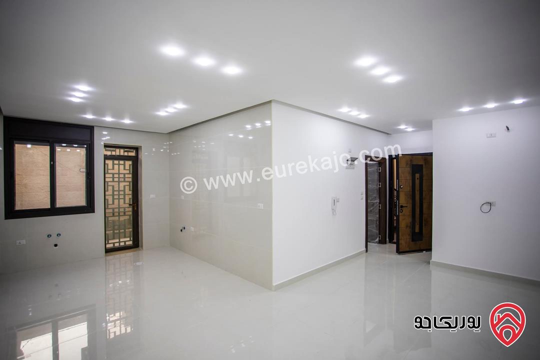 للبيع من المالك شقة 180م جديدة تشطيب فاخر في عمان - ابو علندا الجديده 