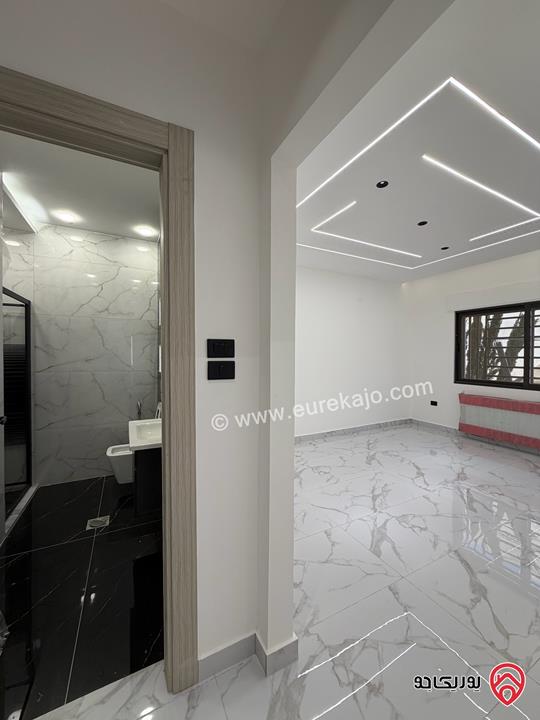 شقة شبه ارضي مساحة 160م مع ترس وحديقة 100م للبيع في عمان - البنيات 