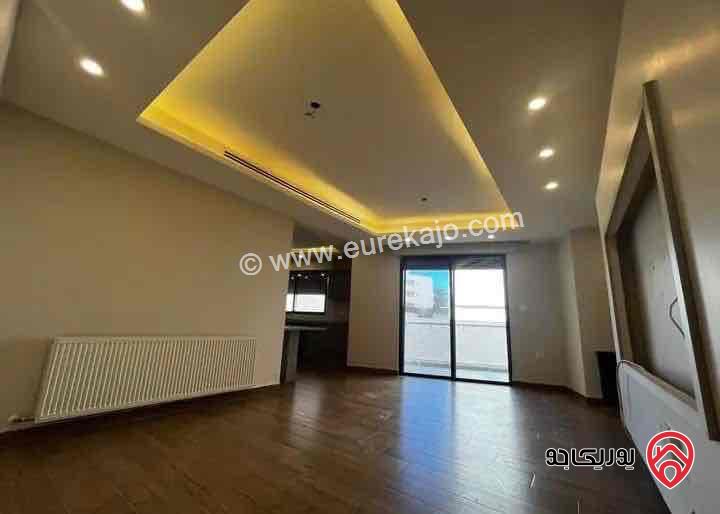 شقة مساحة 200م طابق أول للايجار في عمان - دير غبار 