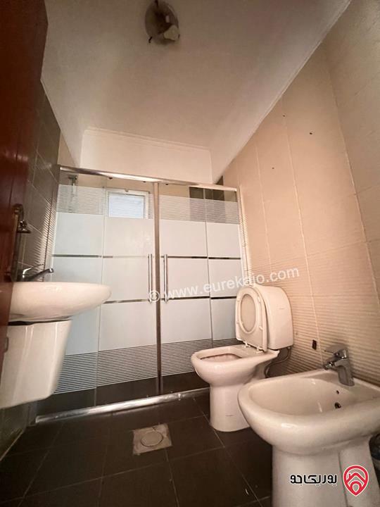 شقة مساحة 185م طابق ثالث للايجار في عمان - الرابية