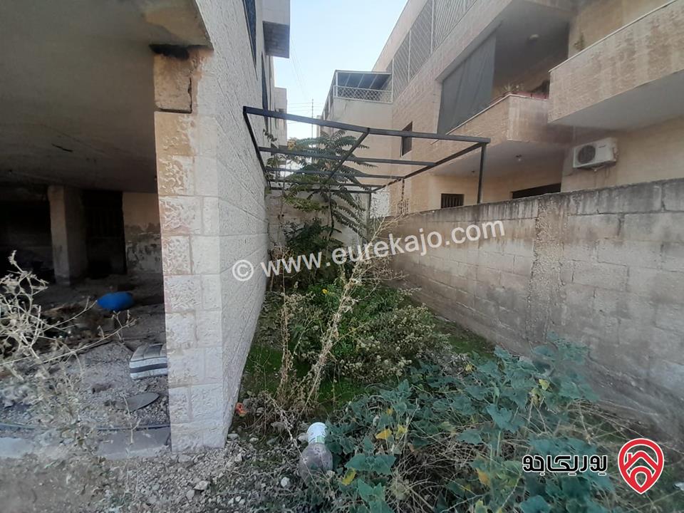 فيلا طابقين على أرض 555م للبيع في عمان - طبربور