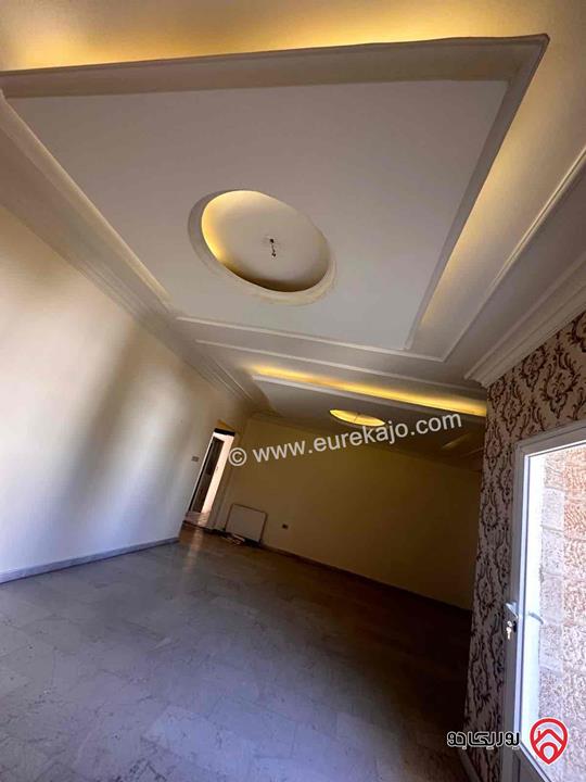 شقة طابق ثاني مساحة 220م للايجار في عمان - خلدا