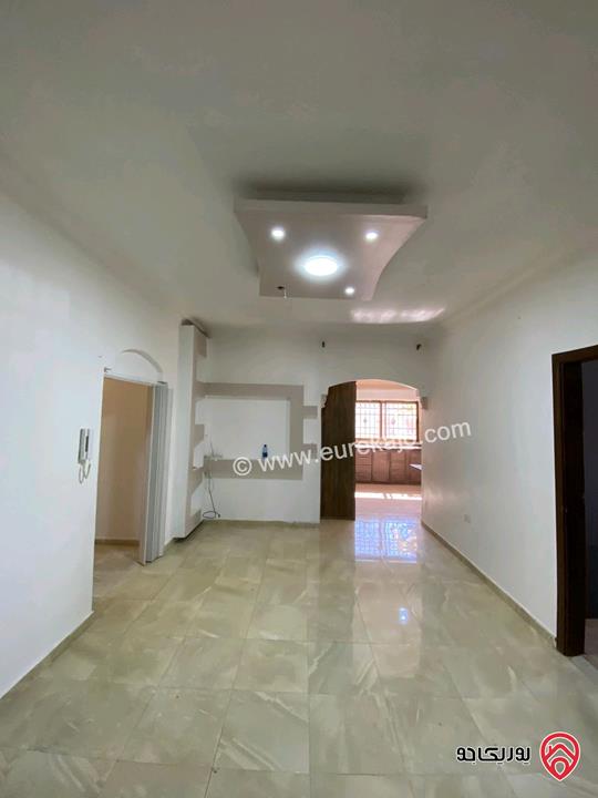 شقة ديلوكس مساحة 160م طابق ثالث للايجار في عمان - مرج الحمام