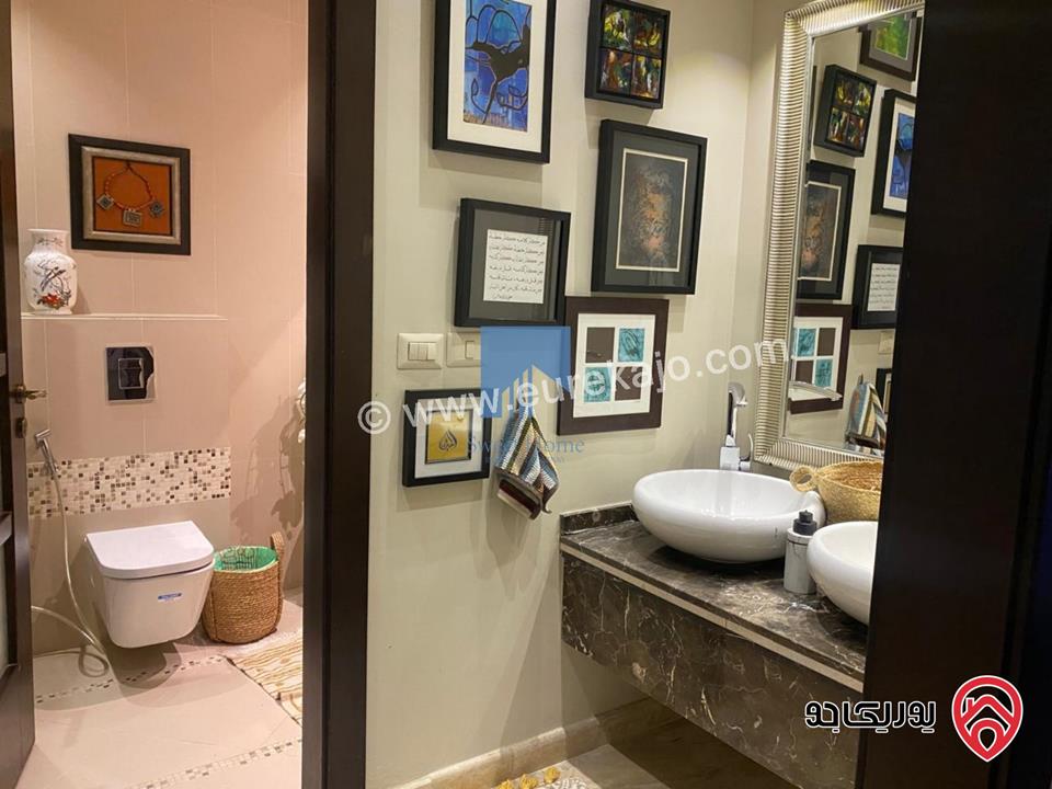 فيلا فاخرة مساحة 750م على ارض 500م للبيع في عمان - دابوق تشطيب سوبر ديلوكس