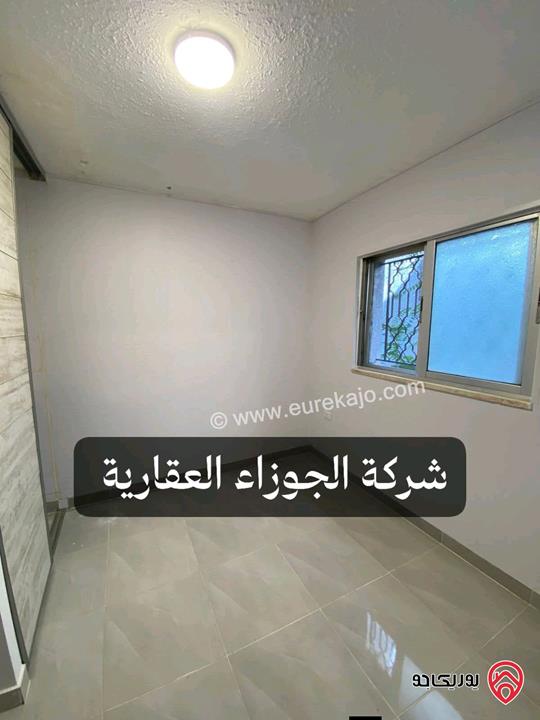 شقة فارغة شبه أرضية مساحة 90م للايجار في عمان - الذراع مجددة بالكامل 